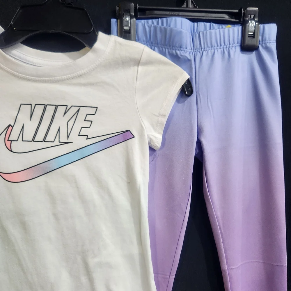 🆕️ Nike Tee & Leggings - Picture 2 of 3